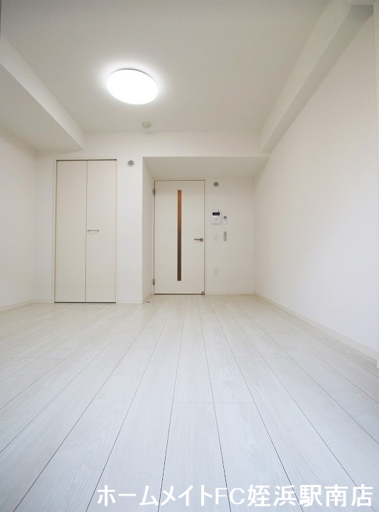 居室・リビング　★築も浅く清潔感のある室内♪★参考写真