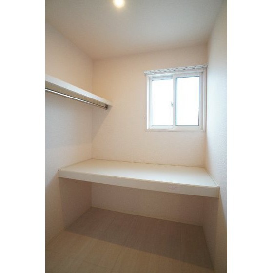 収納　ウォークインクローゼット