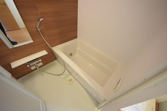 バス・シャワールーム　バスルーム