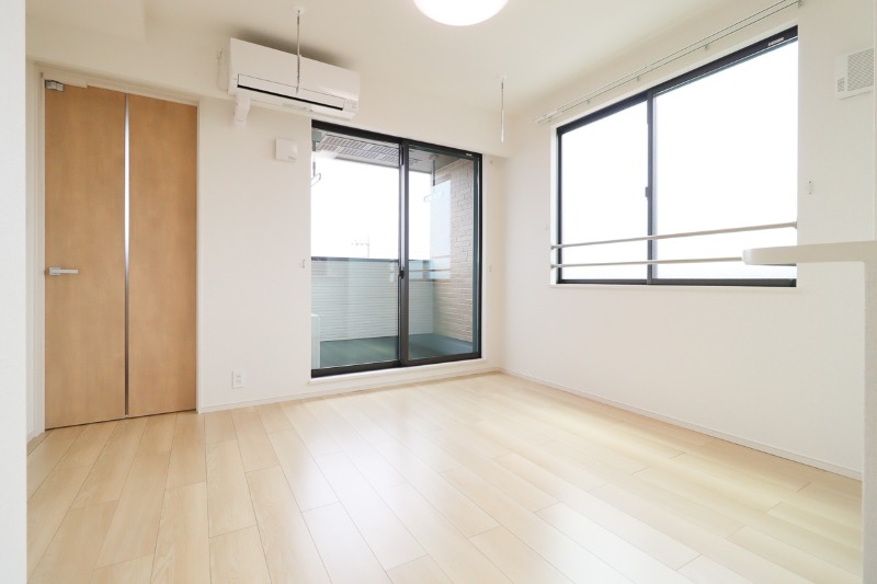 居室・リビング　図面と現状に相違がある場合には現状を優先