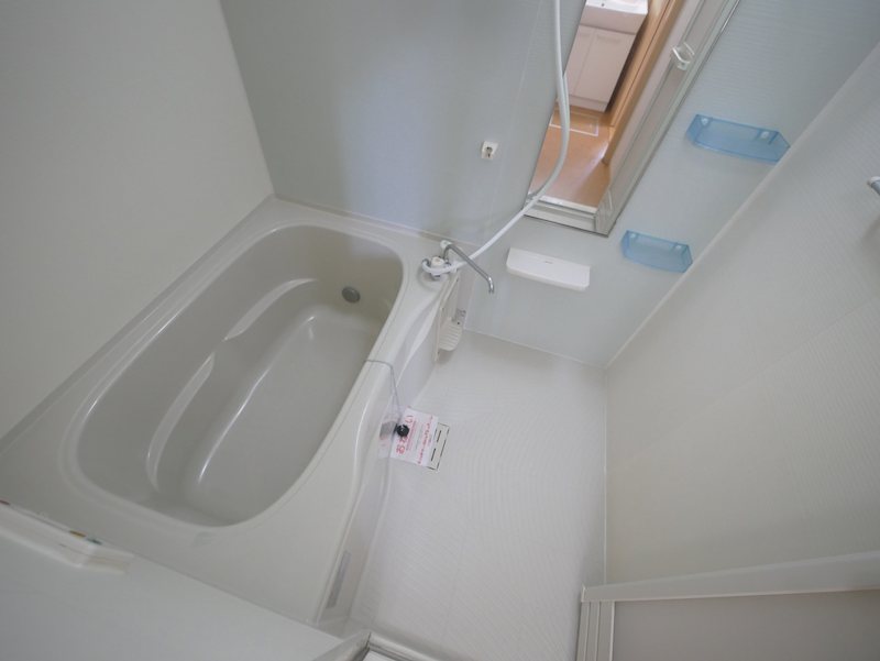 バス・シャワールーム　シャワー・追い焚き給湯