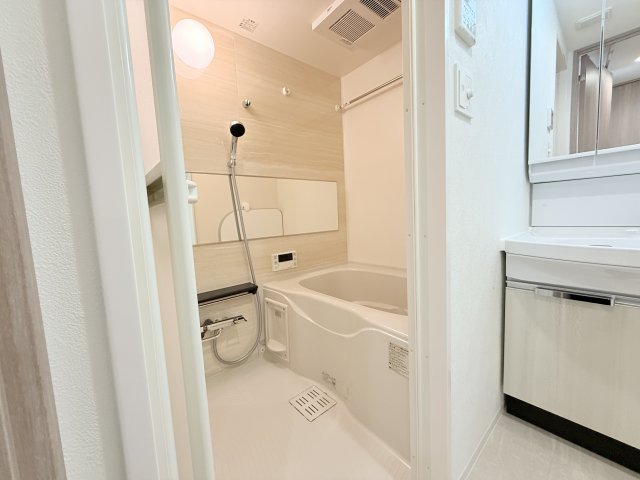 バス・シャワールーム　同一タイプ