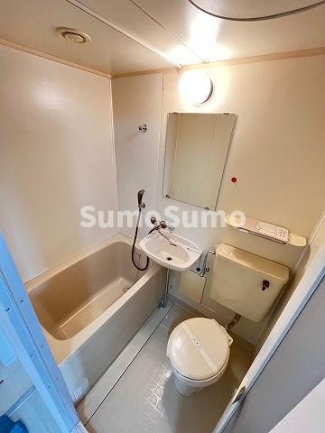 バス・シャワールーム　日々の疲れを癒すお風呂付です