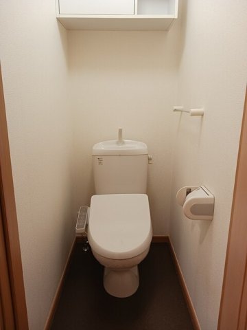トイレ　コンパクトで使いやすいトイレです