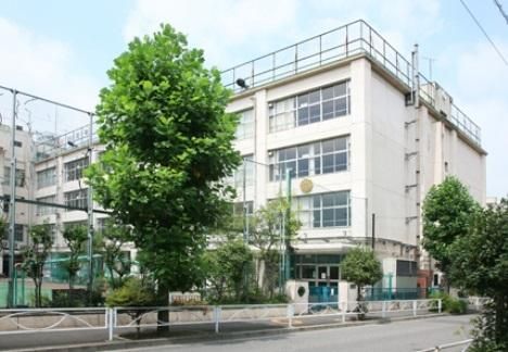 小学校　外手小学校（小学校）まで500m