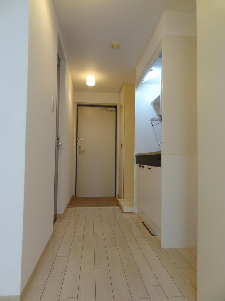 玄関　ラディア北新宿　RADIA KITA-SHINJUKU