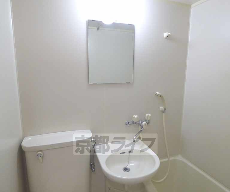 洗面設備　洗面台です。