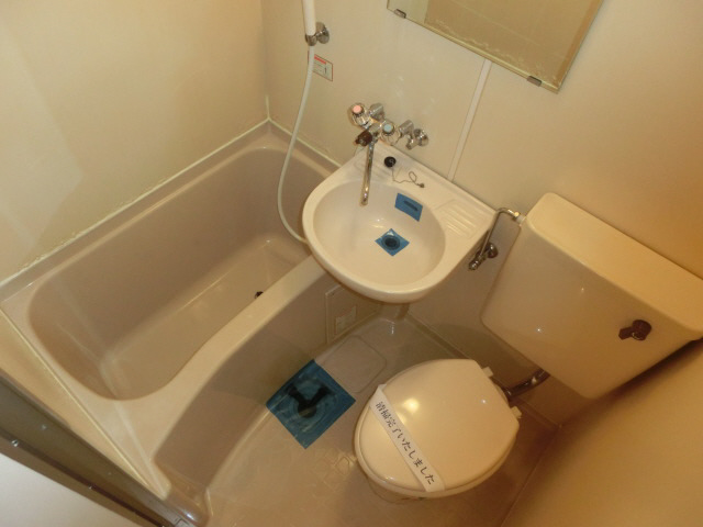 バス・シャワールーム