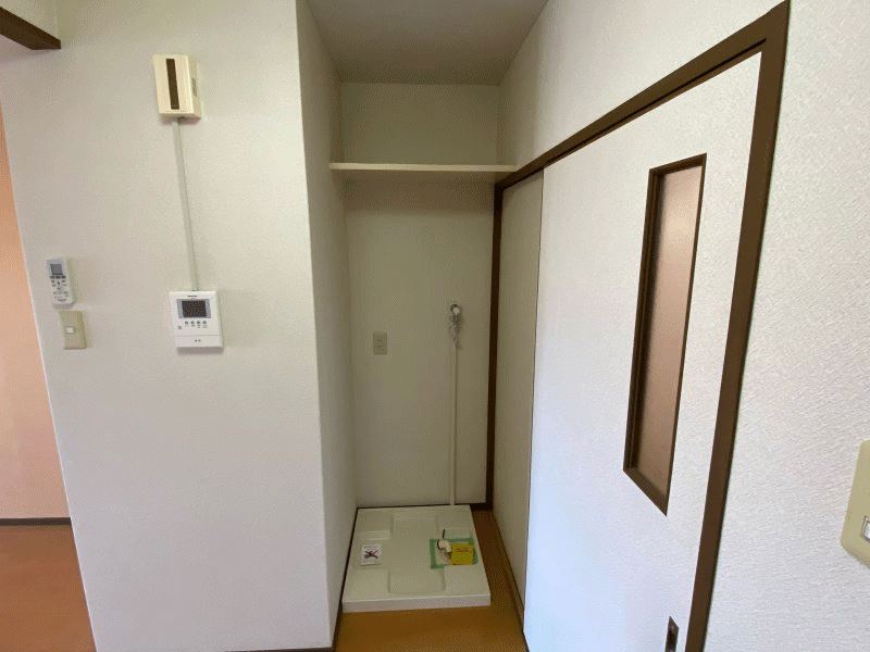 その他設備　室内洗濯機置き場です