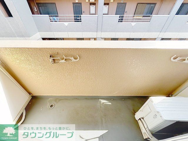 バルコニー　同建物別号室参考写真