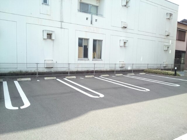 駐車場　駐車場があります