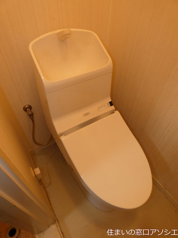 トイレ　ウォシュレット便座