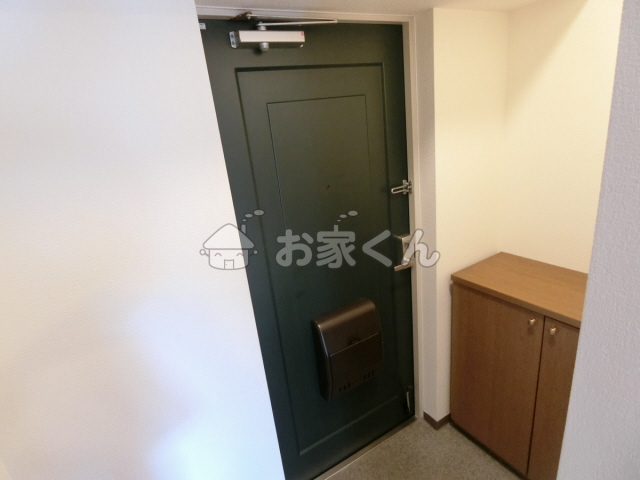 玄関　シューズボックス付き玄関