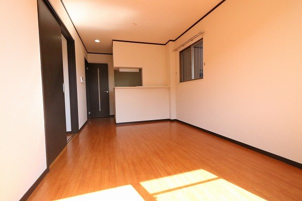 居室・リビング　約10帖のLDK、カウンターキッチン