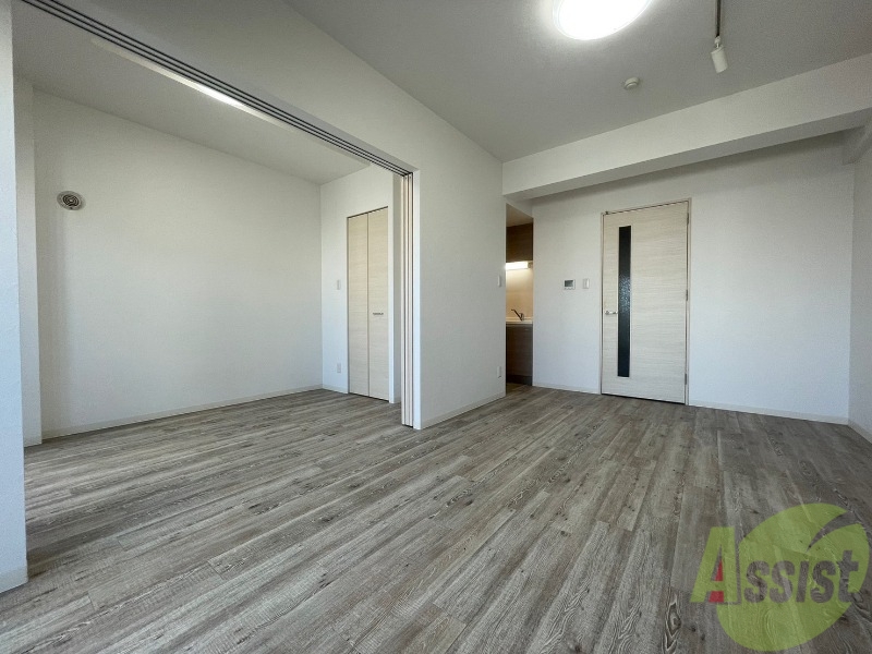 居室・リビング　広くてきれいなリビングです！快適に過ごせそうですね。