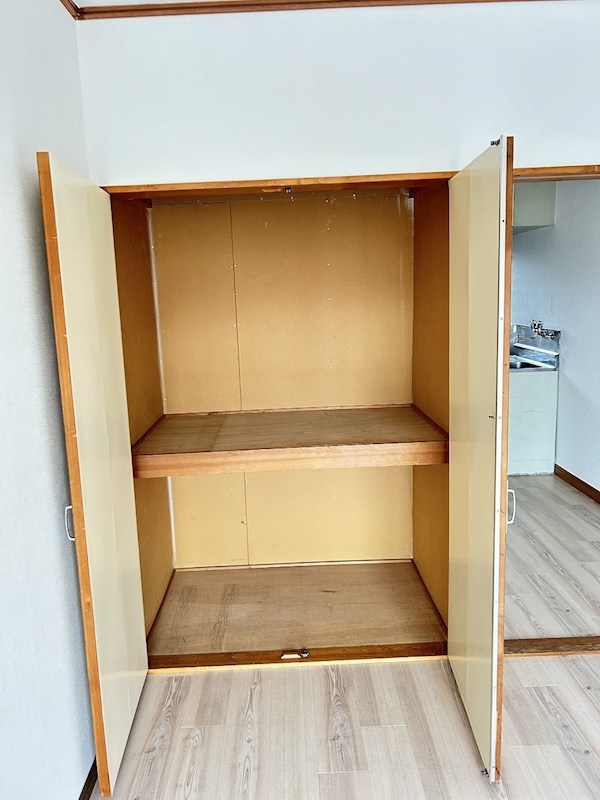 収納　写真は202号室です（参考）