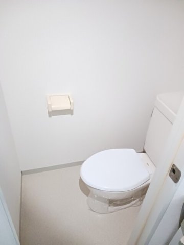 トイレ　落ち着いたトイレです