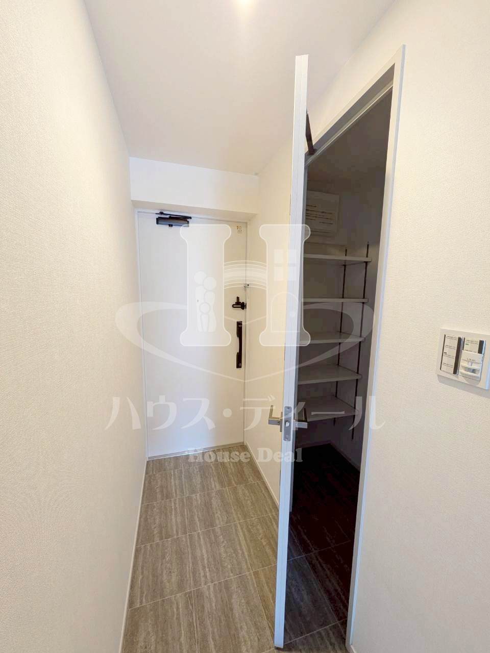 玄関　別号室参考写真です
