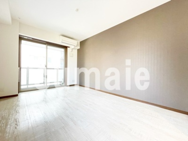 居室・リビング　明るいリビングです！