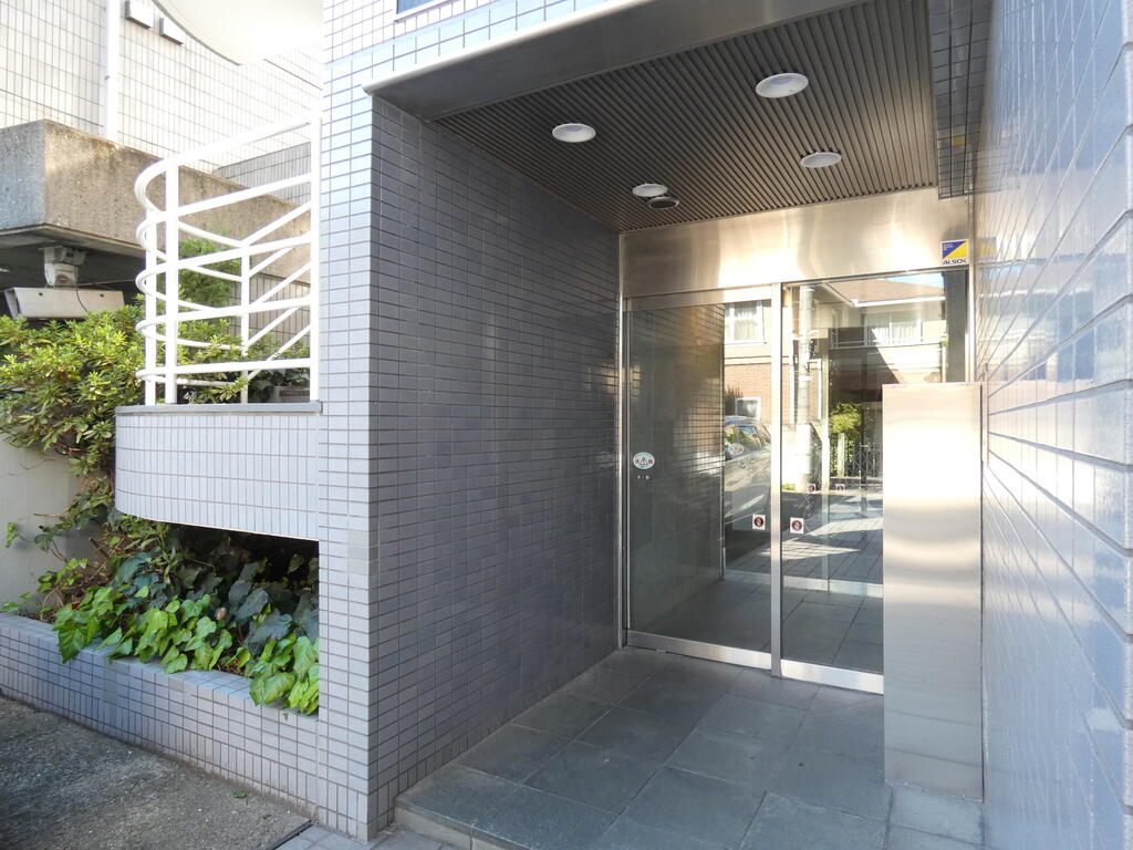 エントランス　エントランス