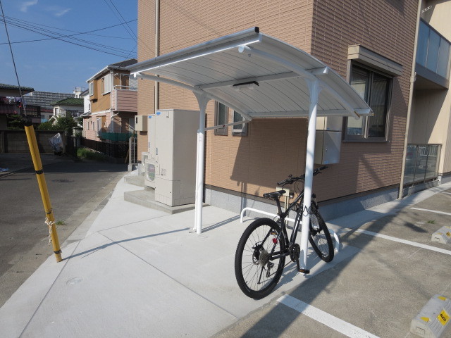 その他共有部分　屋根付駐輪場