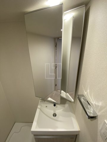 洗面設備　ルーエ本町　独立洗面台