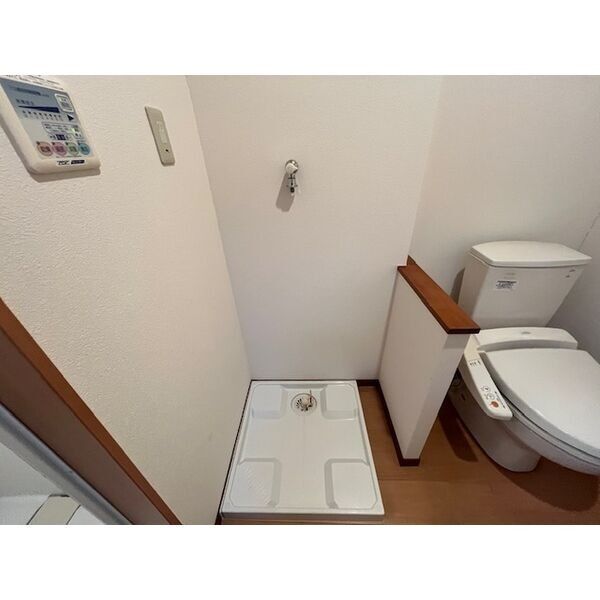 洗面設備　（　洗濯機置場　）