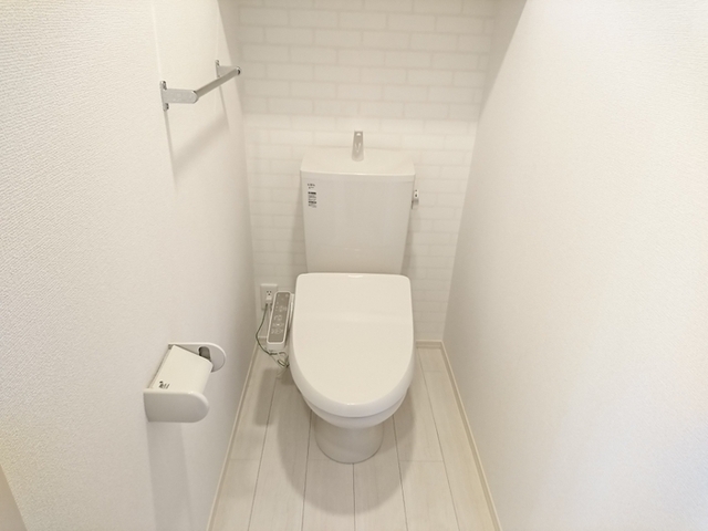 トイレ　温水洗浄暖房便座トイレ