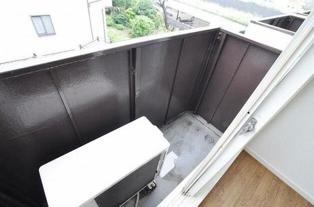 バルコニー　別部屋同仕様タイプ