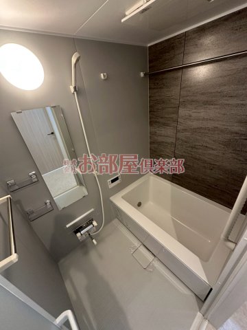 バス・シャワールーム　お風呂です