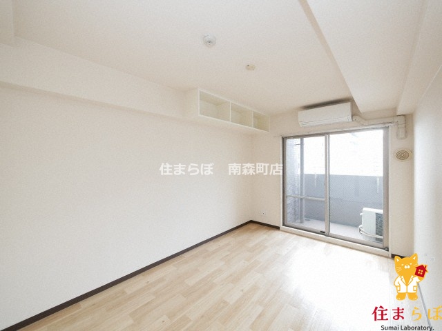 居室・リビング　「“合う暮らし”を、LINEで一緒に描こう。」