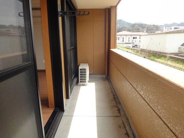 バルコニー　ベランダ