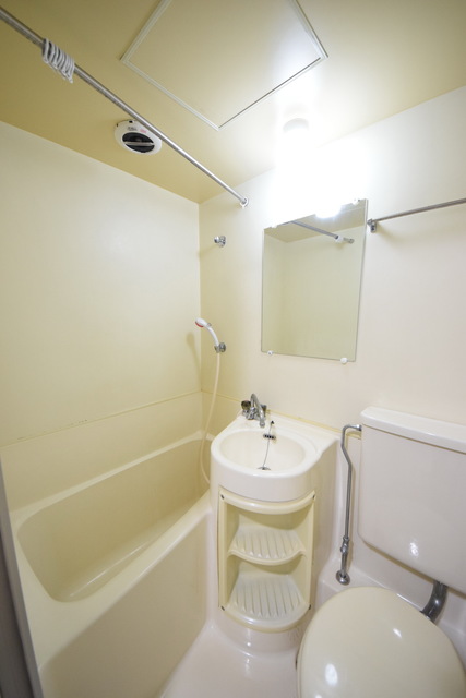 バス・シャワールーム　～一日の疲れを癒しましょうっ～