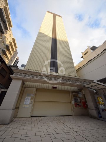 駐車場　アルグラッドザタワー心斎橋　駐車場完備