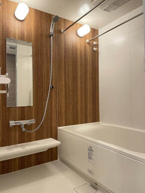 バス・シャワールーム