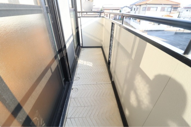 バルコニー　図面と現状に相違がある場合には現状を優先