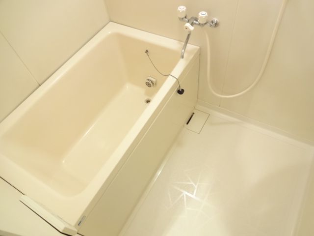 バス・シャワールーム　水周りもキレイです