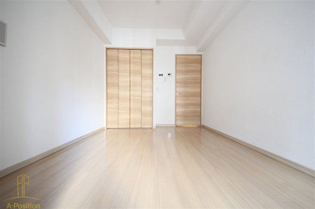 居室・リビング　IBERIS COURT