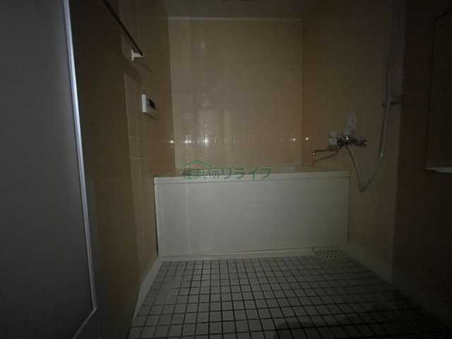 バス・シャワールーム　別部屋参考写真