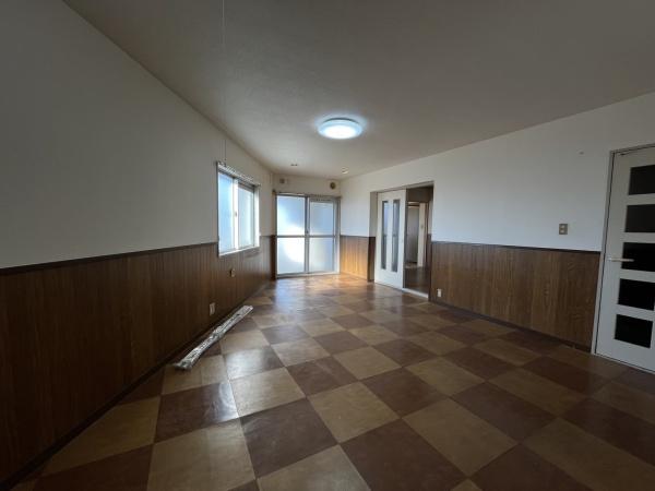 その他　ゆったりリビングダイニング