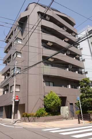 建物外観　ガーデンコート