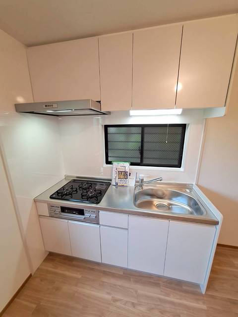 キッチン　ガス3口グリル付キッチン