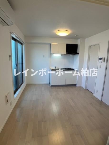 その他部屋・スペース　こちらのリビングで趣味の時間をお楽しみください