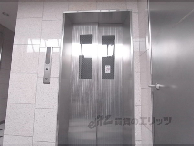 その他設備　給湯器リモコン