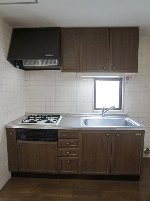 キッチン　まな板の置けるスペースあり♪