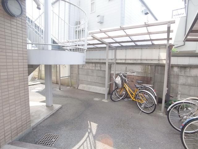 その他共有部分　駐輪場部分♪