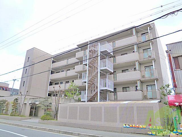 建物外観　豊中市熊野町「ノーブル豊中」