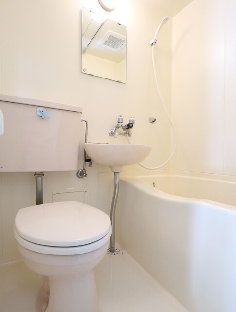 バス・シャワールーム　バス