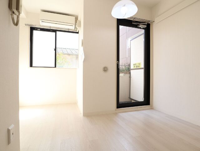 居室・リビング　居室