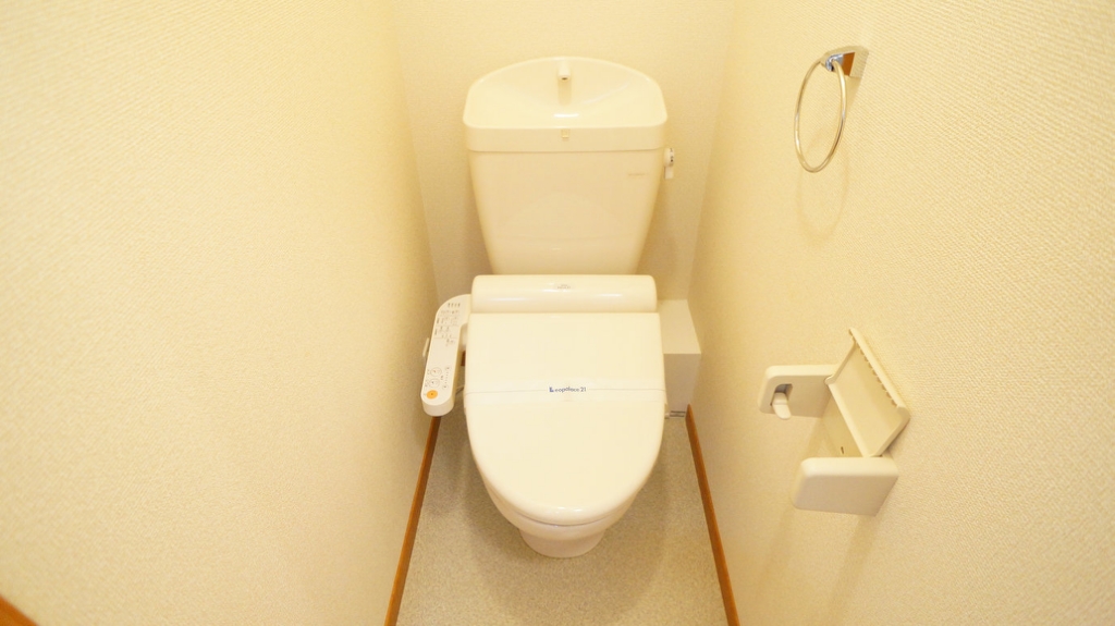 その他　温水洗浄便座　完備！！